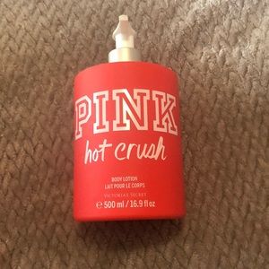 VS Pink Hot Crush Body Lotion 16.9 fl oz